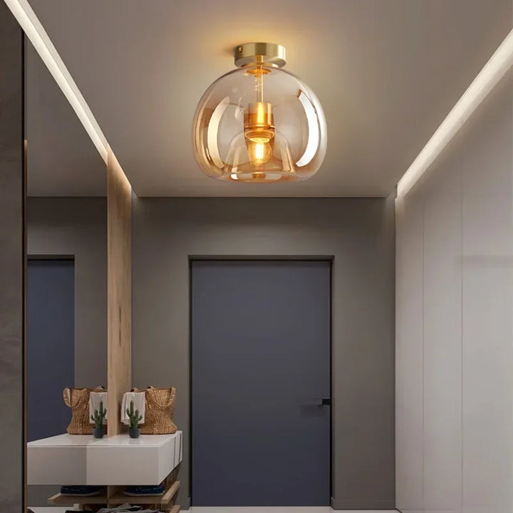 Minimalistisk taklampe – moderne og elegant for ethvert interiør