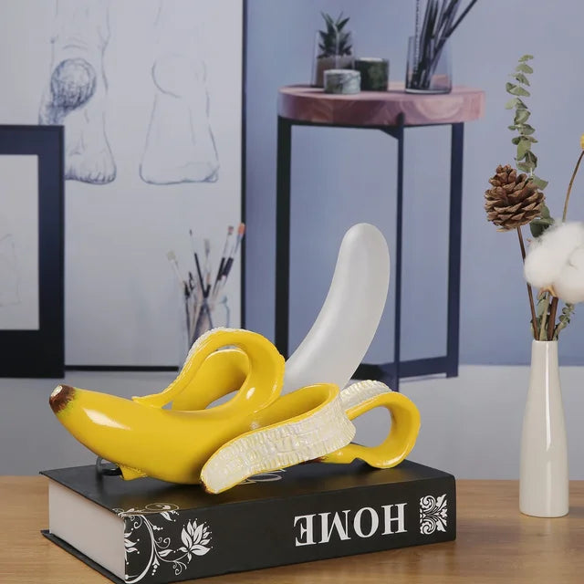 Skanto | Fasjonabel lampe i form av en banan som gir morsom belysning