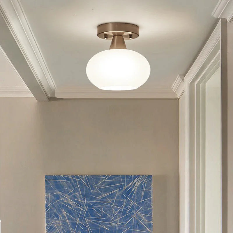 Moderne LED taklampe for gang og inngangsparti – Stilfull belysning i minimalistisk design | Skanto