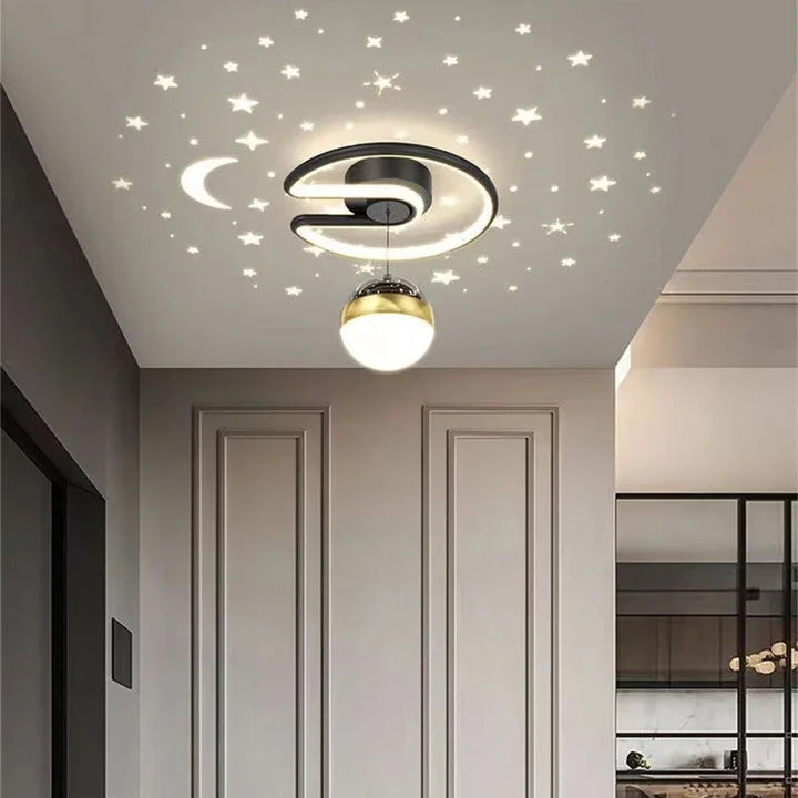 LED taklampe med stjernehimmel – Moderne krystallampe design for barnerom og stue | Skanto