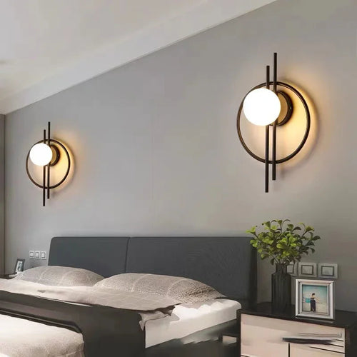 Moderne LED Vegglampe med Sphære Glass - Stilig Vegglampe for soverom & stue | Skanto