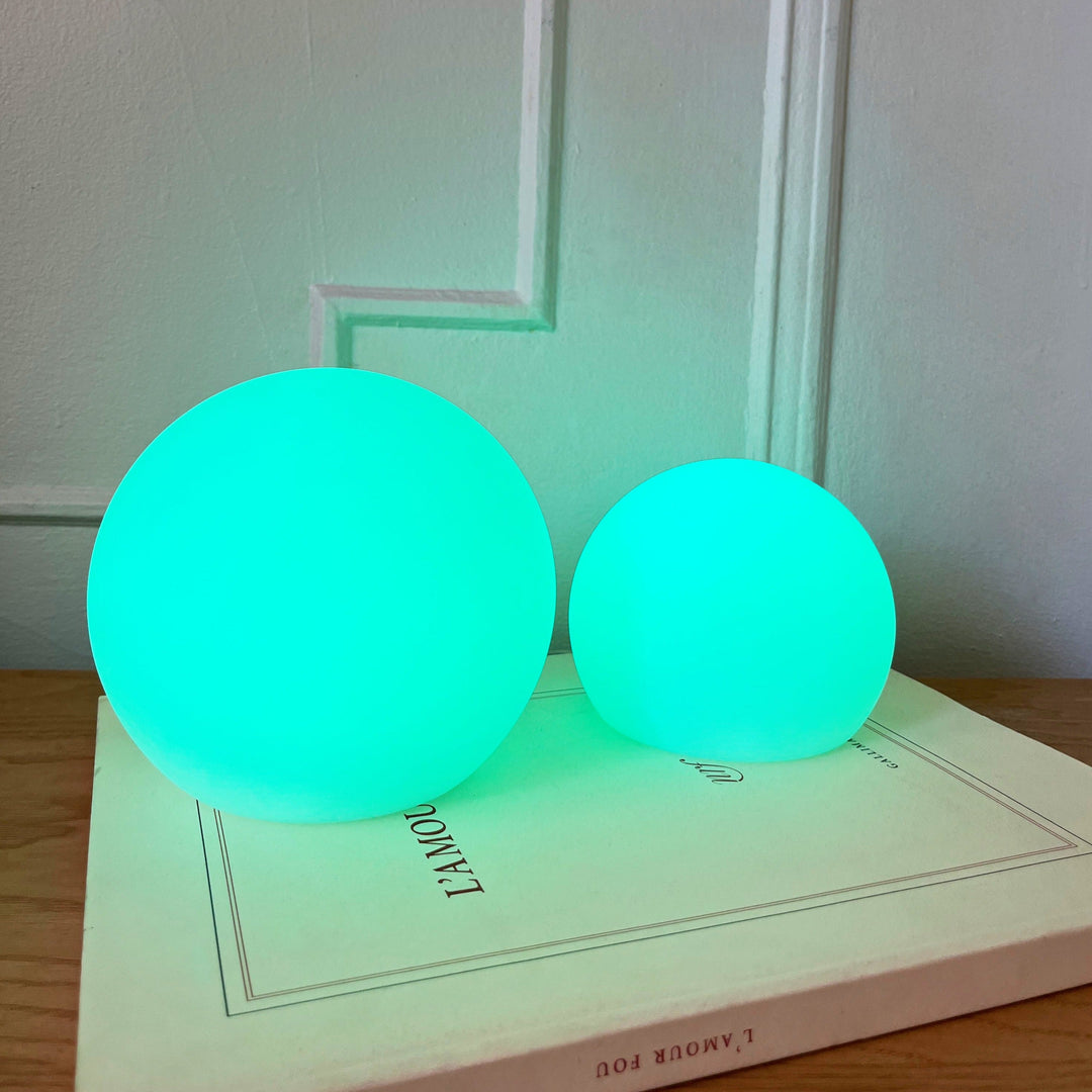 Skanto | LED Trådlampe - Oppladbar Moderne Lysarmatur for Hjem, Kontor og Nattbord Bruk