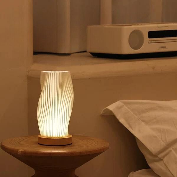 Bølgete Ambient Lampe - Sofia | Skanto