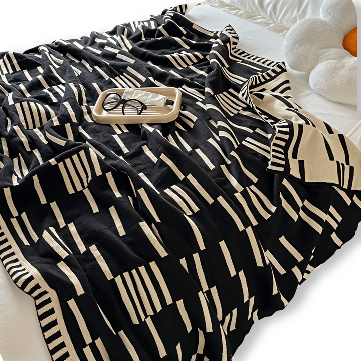 Skanto | CalmoWeave Teppe | Strikket Teppet Svart-Beige | Myk & Varmende | For Alle Årstider