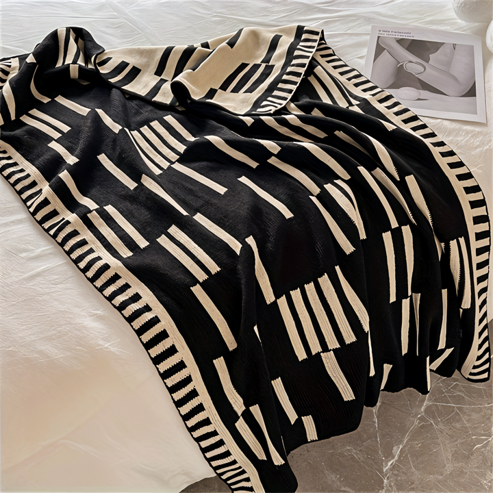 Skanto | CalmoWeave Teppe | Strikket Teppet Svart-Beige | Myk & Varmende | For Alle Årstider