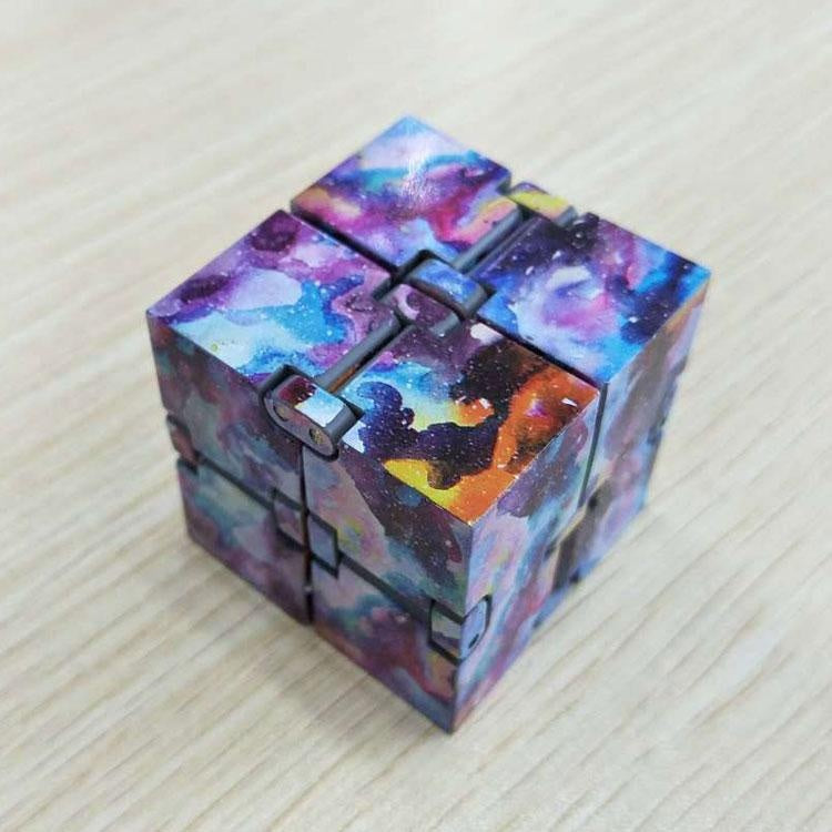 Infinity Cube | Skanto
