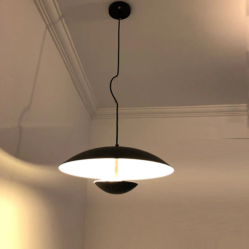 Moderne LED Pendellampe – Skandinavisk Design Laget av Tre og Metall | Skanto