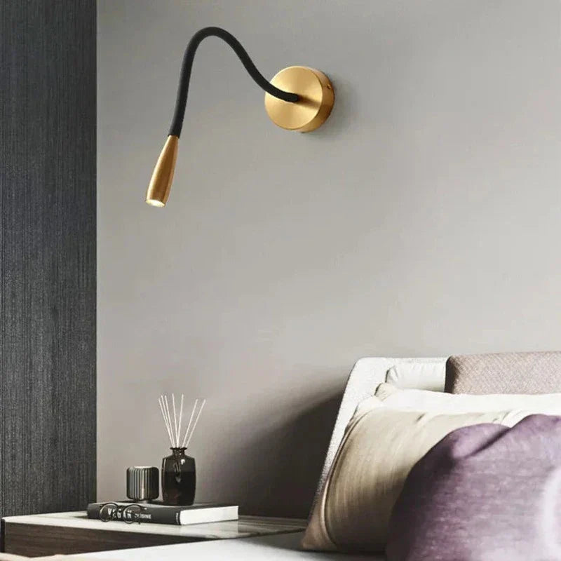 Moderne Vegglampe med Fleksibel Arm for Innendørsbruk – Justerbar LED Vegglampe for Stue og Soverom