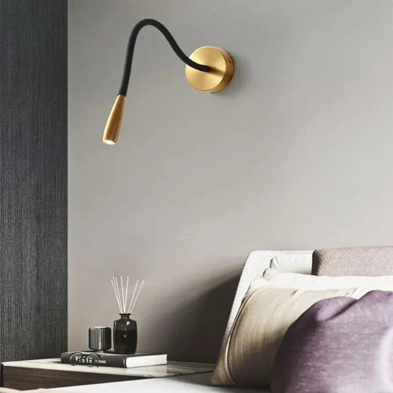 Moderne vegglampe med fleksibel arm for innendørs bruk – Justerbar LED vegglampe for stue og soverom | Skanto