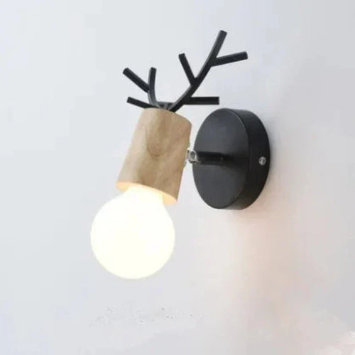 Skanto | BrightStag - Elegant lysestake med gevir-tema