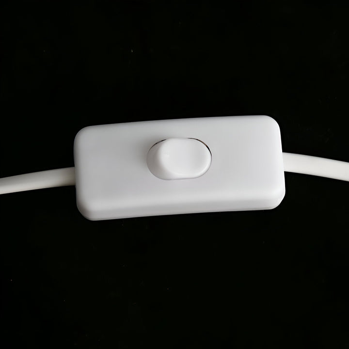 Skanto | Rund Metall Bordlampe i Skandinavisk Design