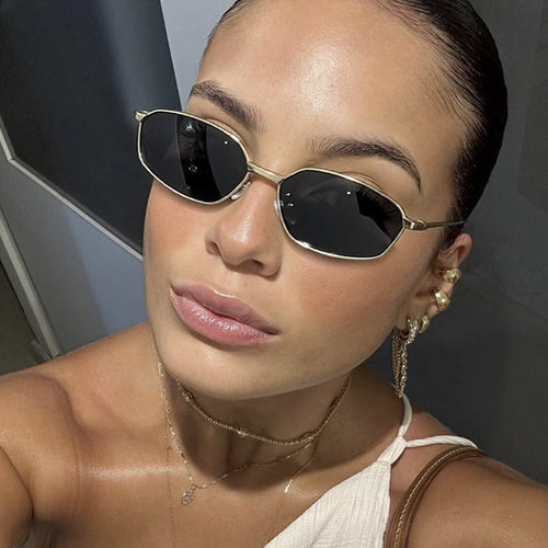 Damer geometriske solbriller med beskyttende UV-filter og minimalistisk metallramme Skanto