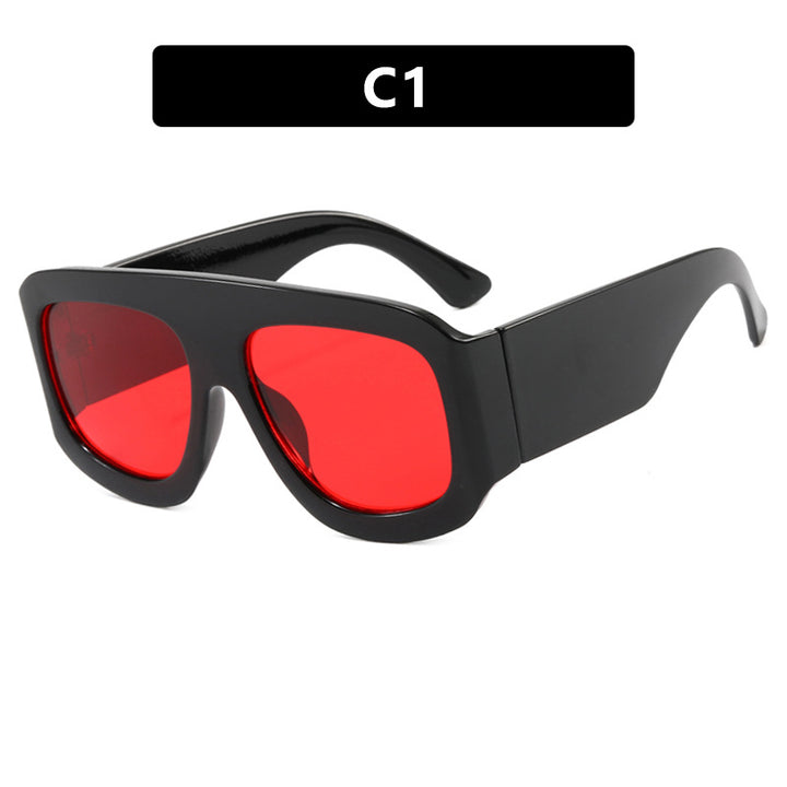 Dame fashion oversized solbriller med bred ramme og beskyttende UV-filter Skanto