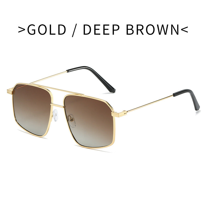 Damer moteriktig solbrille i geometrisk design Skanto