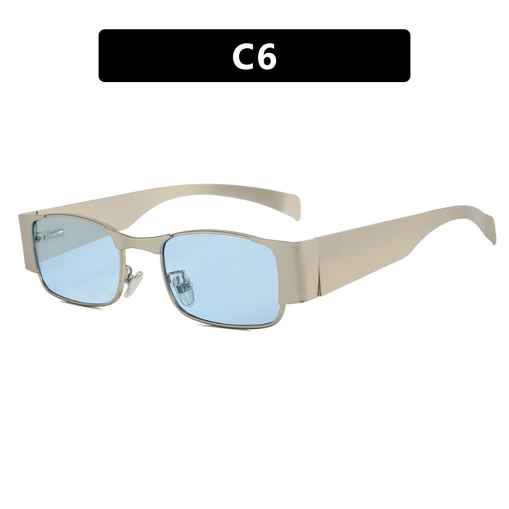 Dame moteriktig rektangulær solbrille med elegante glass Skanto