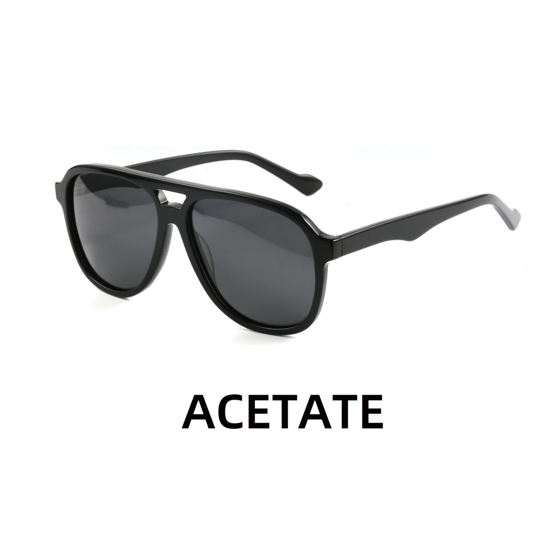 Dame moteriktig solbrille i elegant vintage-stil Skanto
