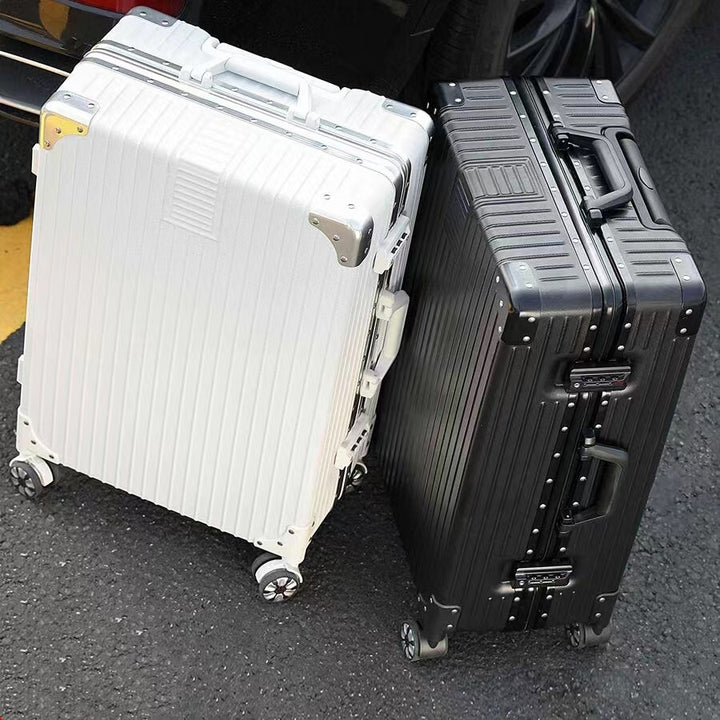 Premium Hard-shell Travel Luggage Skanto