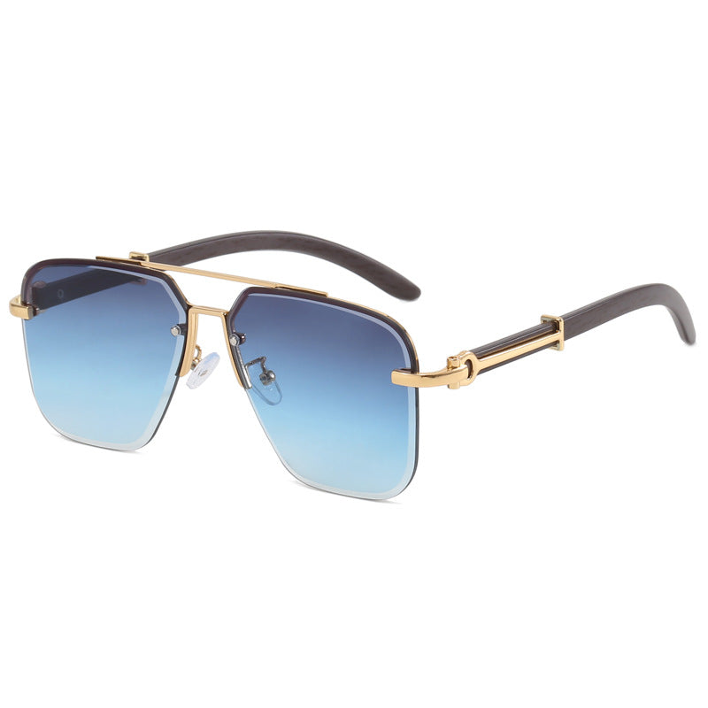 Dame Stilig Solbrille i elegant metallramme Skanto