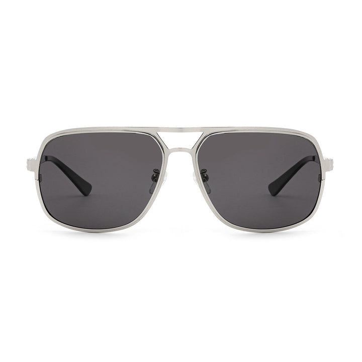 Dame stor solbrille i moderne design med robust ramme Skanto