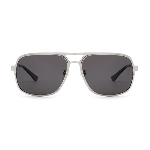 Dame stor solbrille i moderne design med robust ramme Skanto