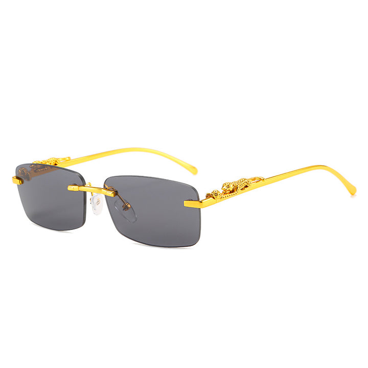 Dame moteriktig solbrille med kunstneriske utsmykninger Skanto