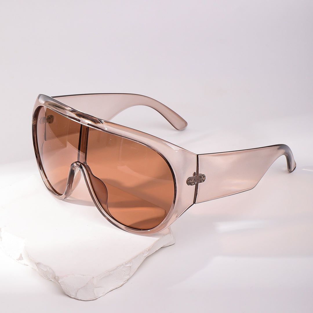 Dame oversized solbriller i moderne design med UV-beskyttelse Skanto