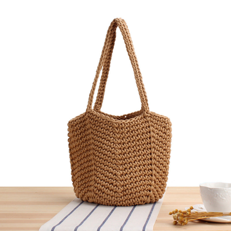 Handmade macrame handbag with textured design Skanto
