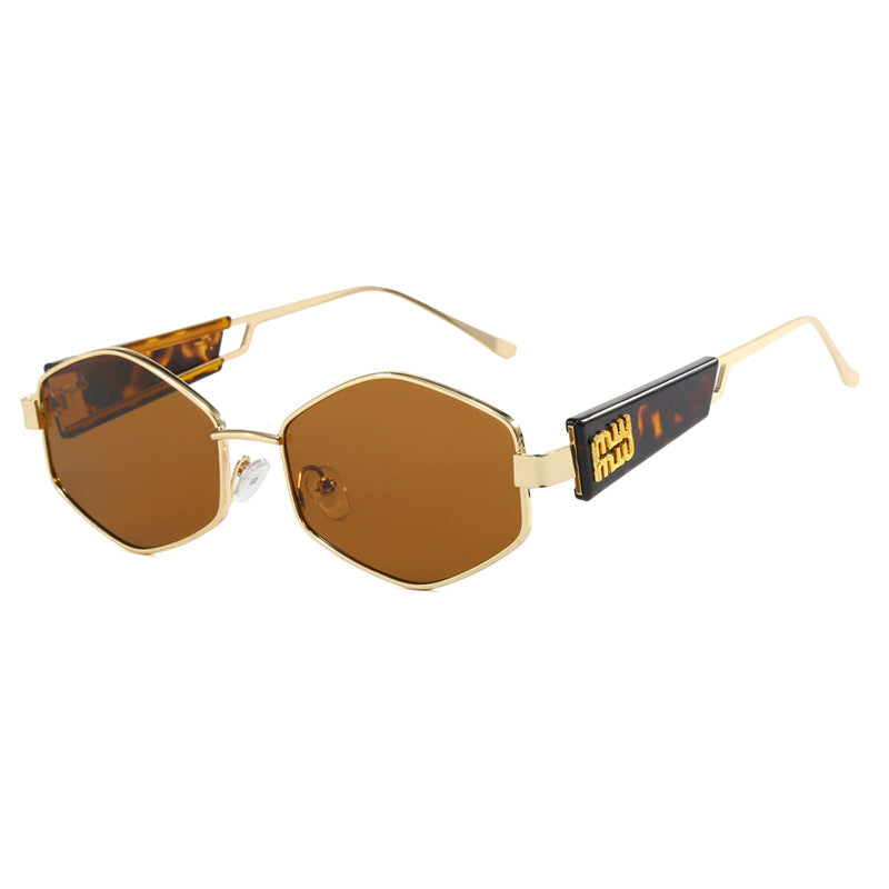 Dame geometrisk solbrille med moteriktig design og UV-beskyttelse Skanto