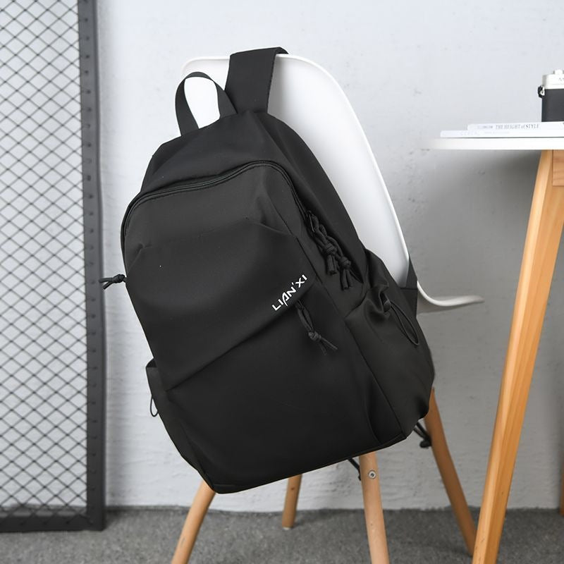 Laptop-ryggsekk med ergonomisk bære system og vannavvisende materiale Skanto