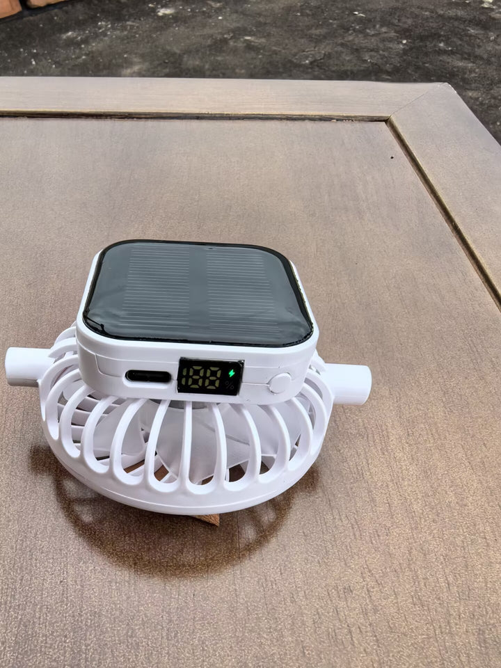 Solcel-drevet mini vifte med digital batterinivåindikator og USB-C ladekontakt Skanto