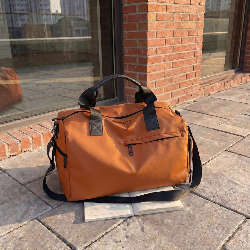 Sport-Duffel-Bag med Høy Volum og Vannavvisende Materiale Skanto