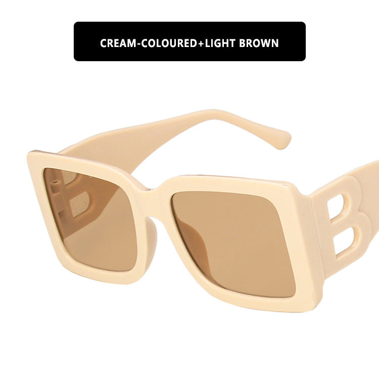 Dame moteriktig solbrille i trendy leoparddesign Skanto
