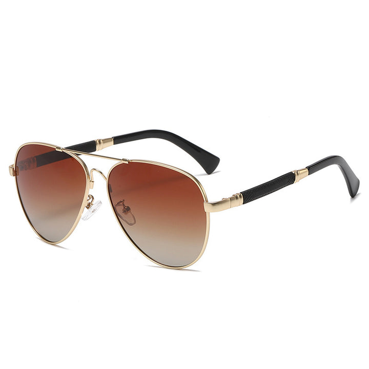 Dame aviator-solbriller med elegant metallisk ramme og UV-beskyttelse Skanto