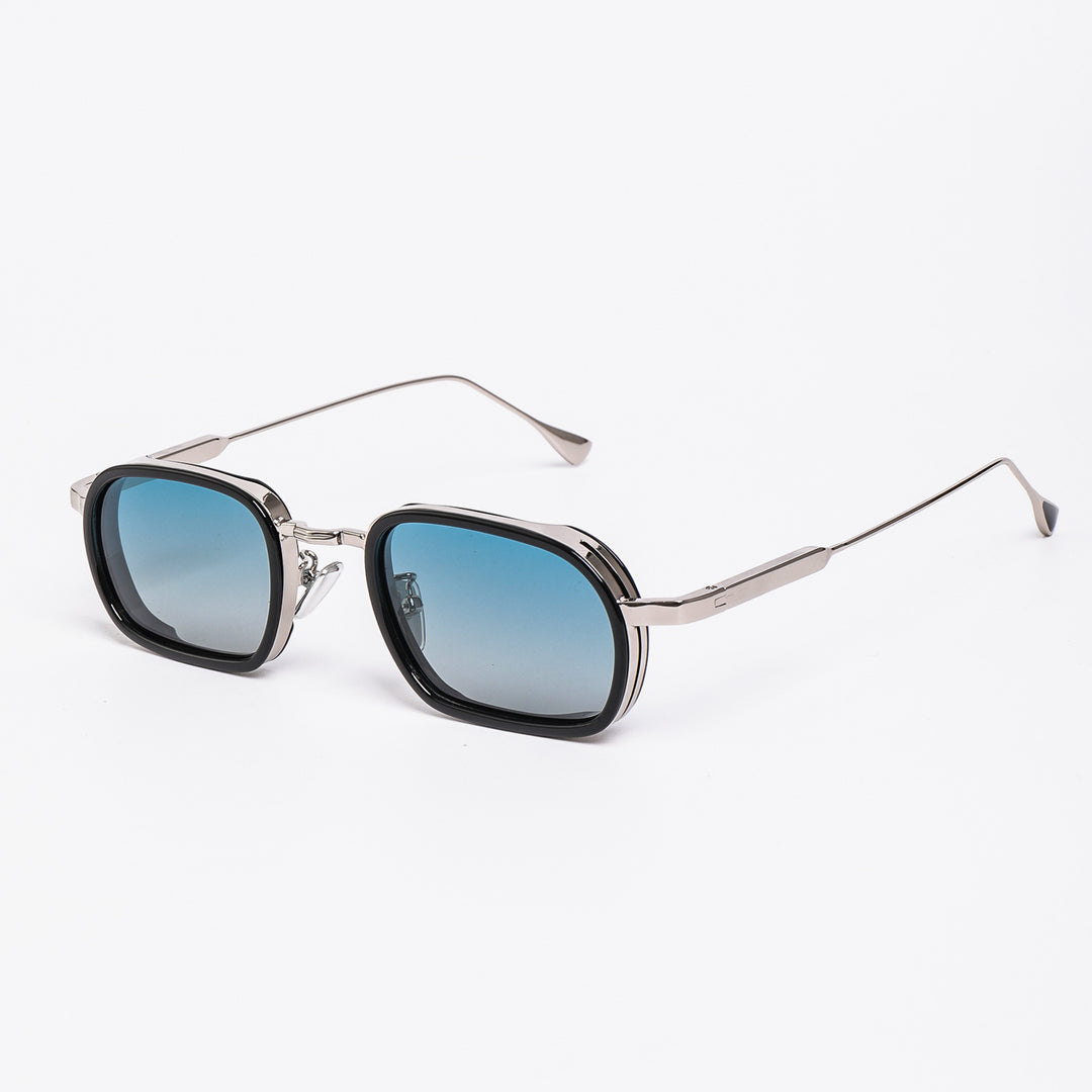 Dame moteriktig solbrille med robust metallramme og trendy glass Skanto