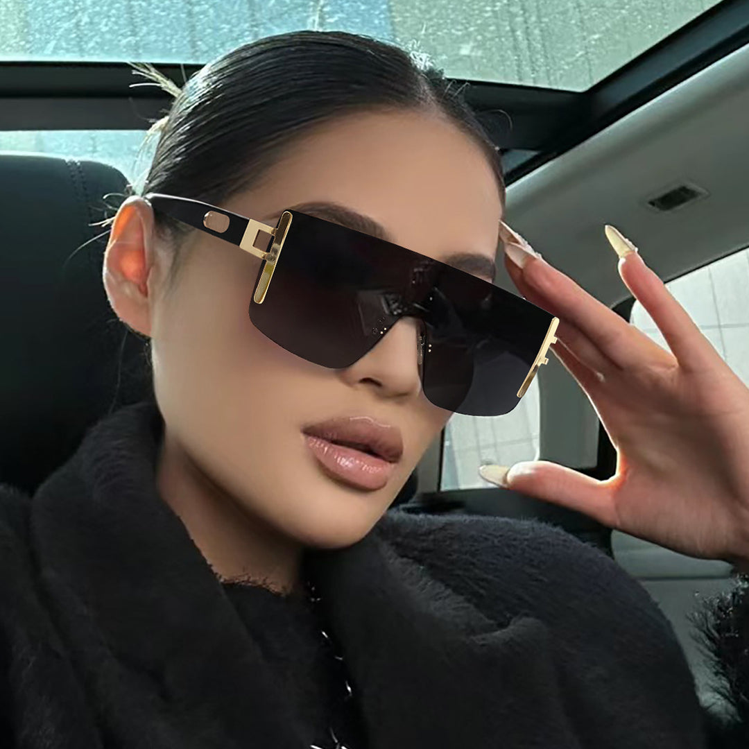 Dame oversized solbrille med moderne futuristisk design Skanto