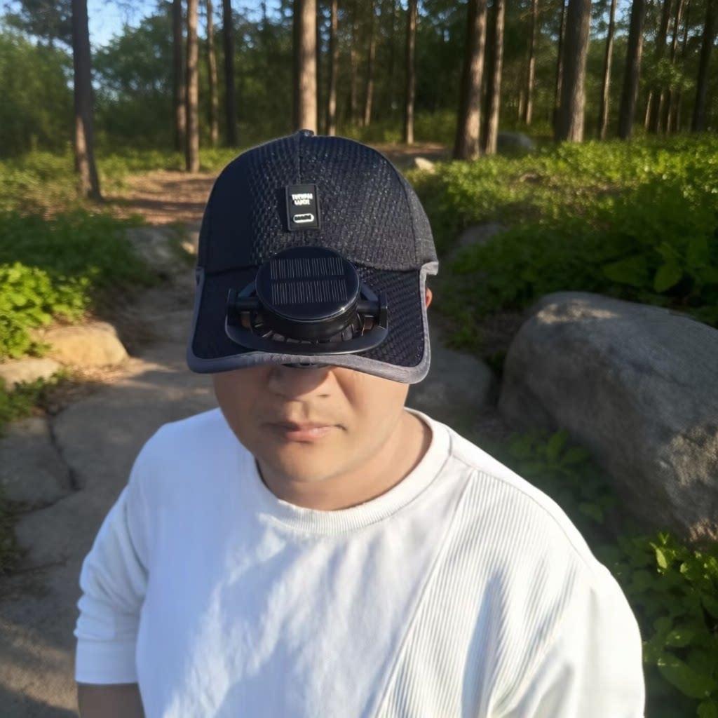 Solcelledrevet baseballcap med avtakbar solfanne og pustende honningkake stoff Skanto
