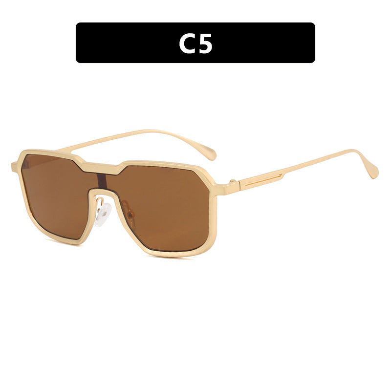 Dame ekstravagant geometrisk solbrille med beskyttende UV-filter Skanto