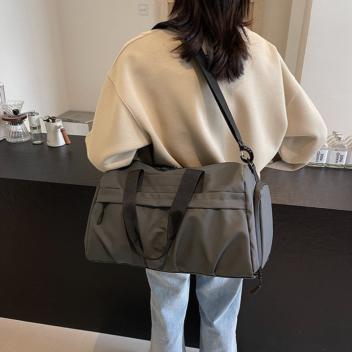 Sportlig Duffel-Bag med Allsidige Bærealternativer Skanto