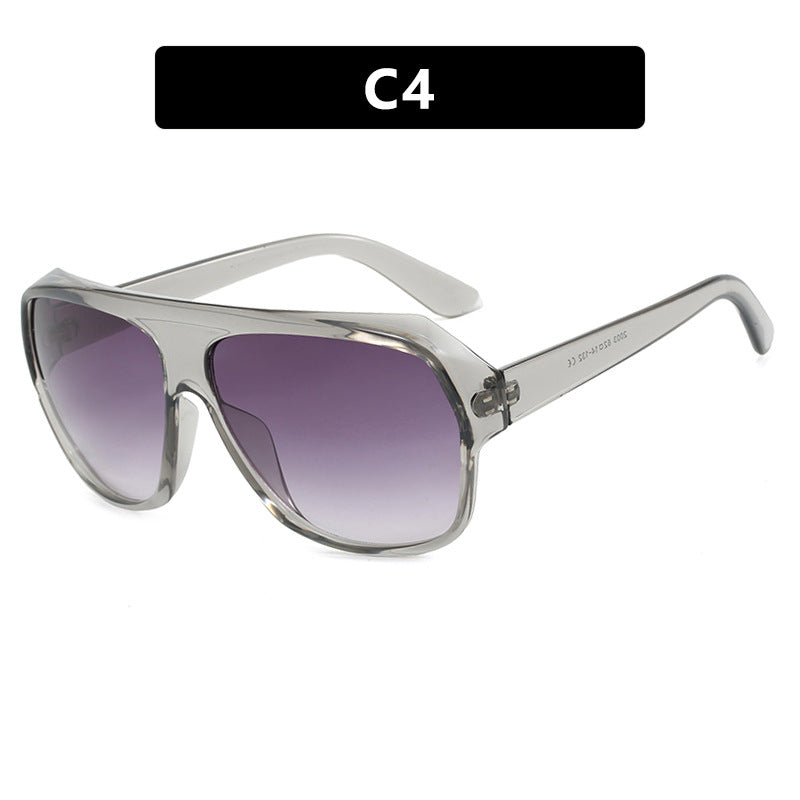 Dame moteriktig oversized solbrille med sporty design Skanto