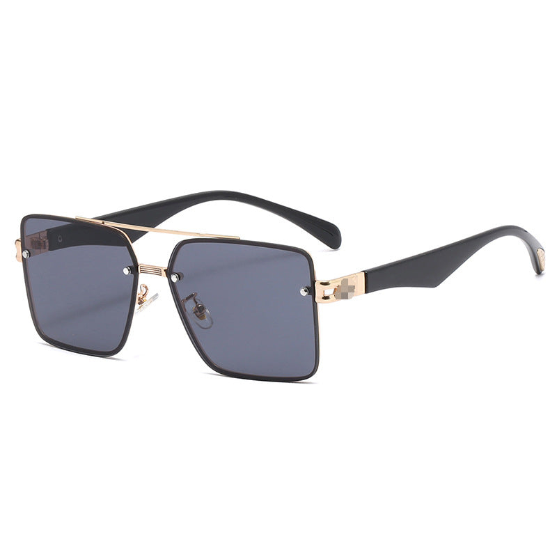 Dame motefull solbrille med elegant metallramme Skanto
