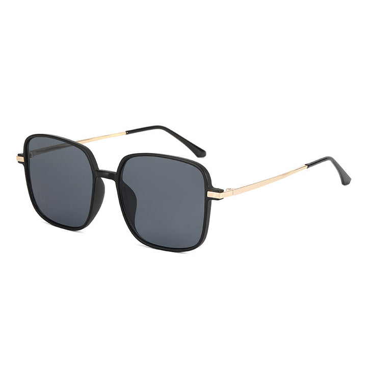 Dame kvadratisk designbrille med filigran metallramme Skanto