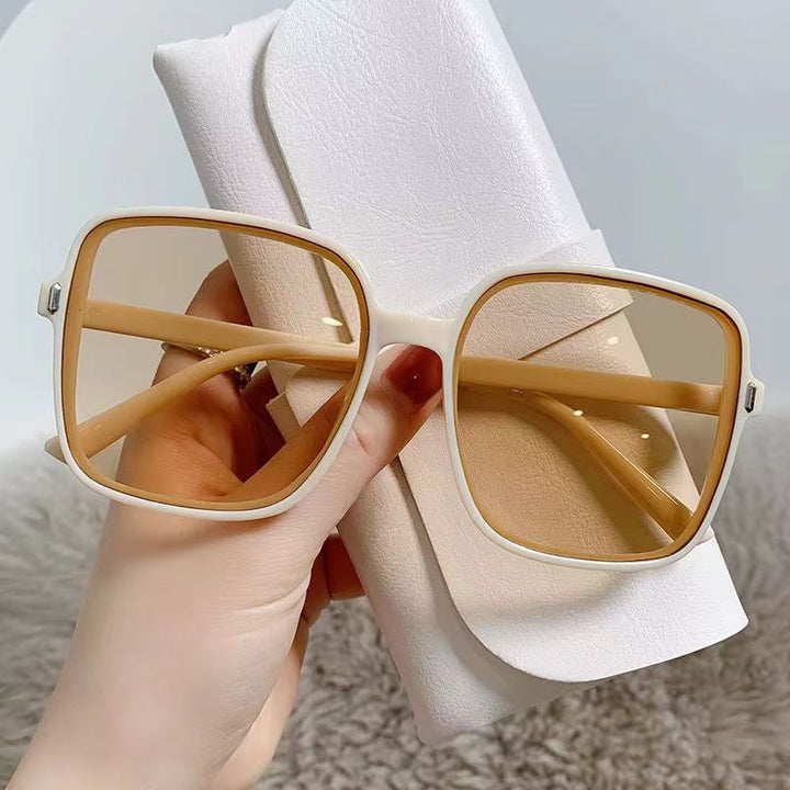 Dame kvadratisk oversized solbrille med integrert UV-beskyttelse Skanto