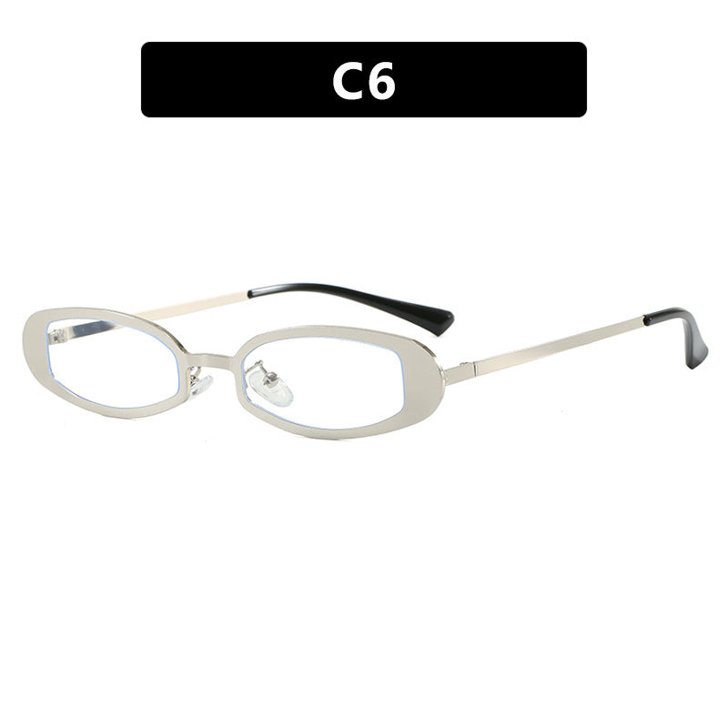 Dame moteriktig brille med elegant metallramme og fine aksenter Skanto