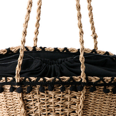 Basket bag with decorative, fringed edge Skanto