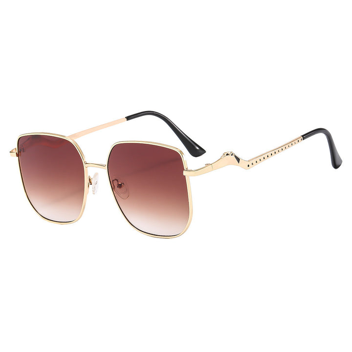 Dame firkantet designer solbrille med dekorative aksenter Skanto
