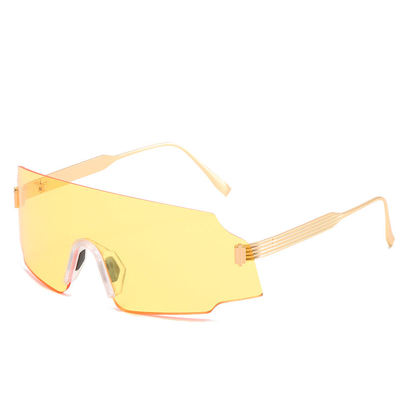 Dame sporty sikkerhets-solbrille med moderne, gjennomsiktig design Skanto