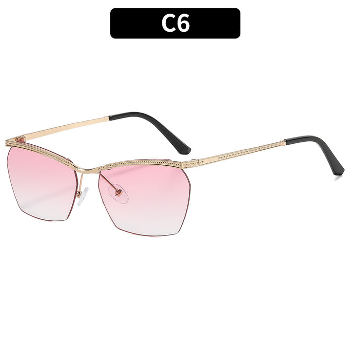 Dame moterik solbrille med filigran ramme og myk fargegradient Skanto