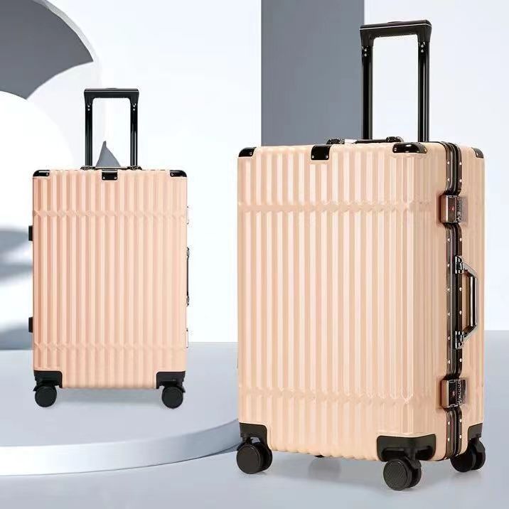 Holdbar hardskall reisekoffert Skanto