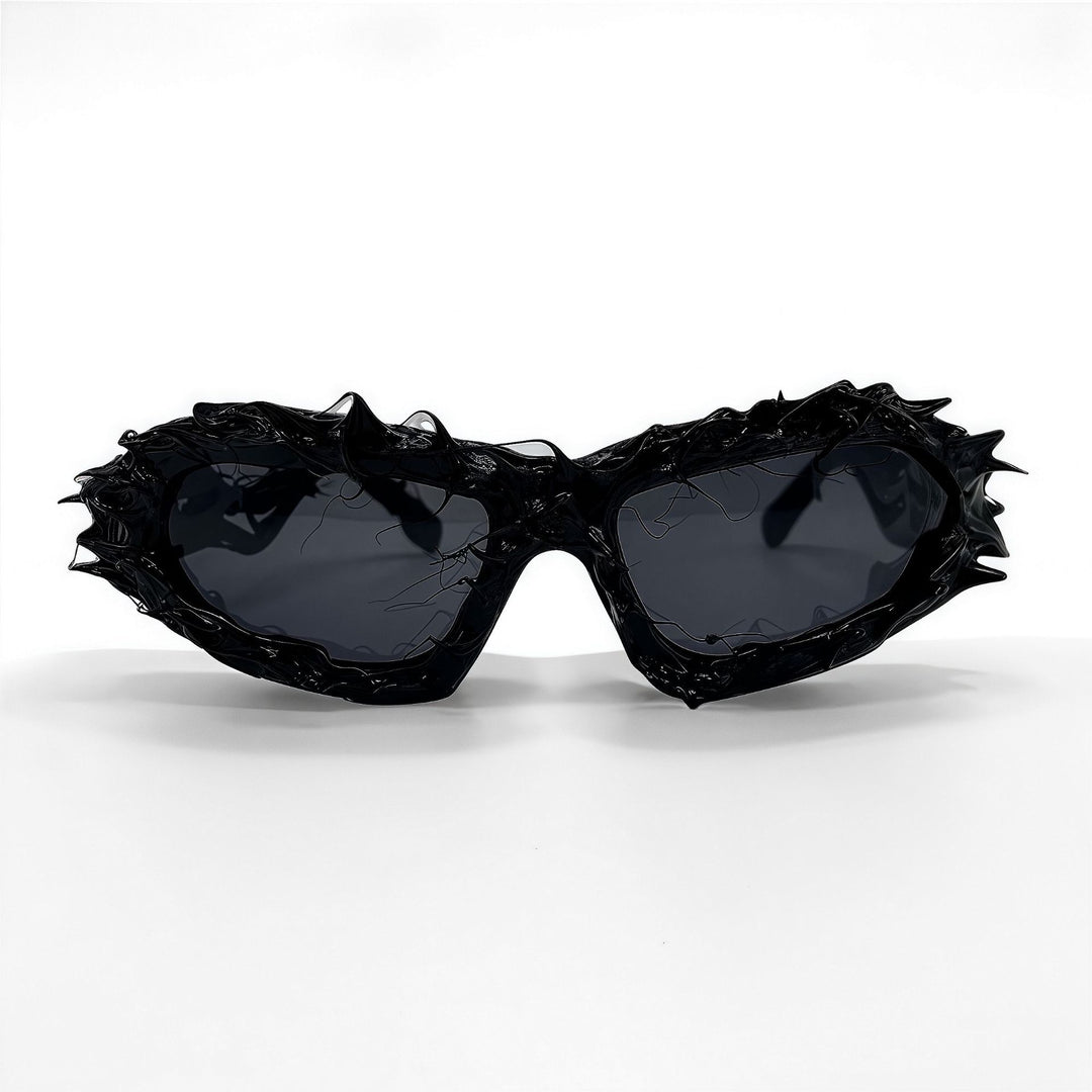 Dame Sportsolbrille med innovativt design og dynamisk ramme Skanto