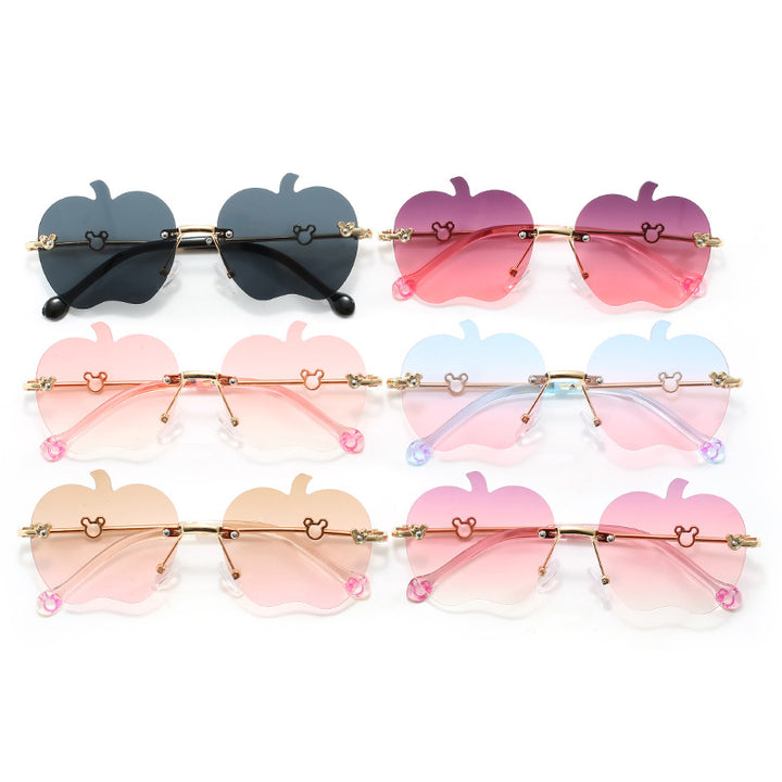 Dame solbrille i unikt epledesign Skanto